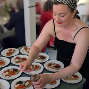 11a12b6d-2f36-4027-8a94-5096cac4c381